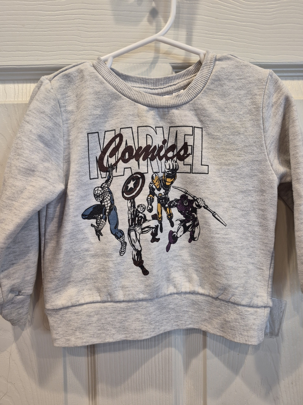 5/25 Marvel Kids Heather Gray Graphic Sweatshirt with Multicolor Heroes
